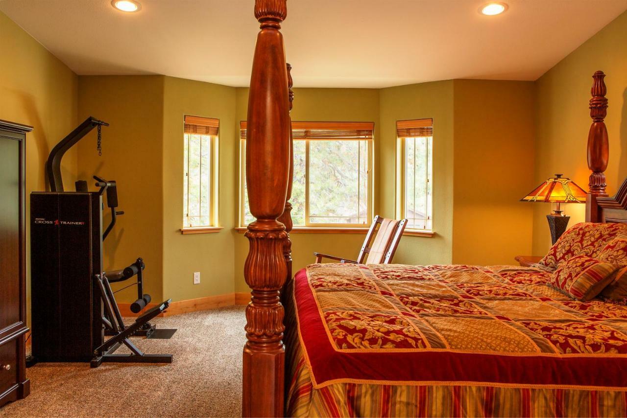 5-Star Luxury Tahoe Cabin! Great Location! Pool Table!Darts! Poker! Ping Pong! Games! South Lake Tahoe Exterior foto